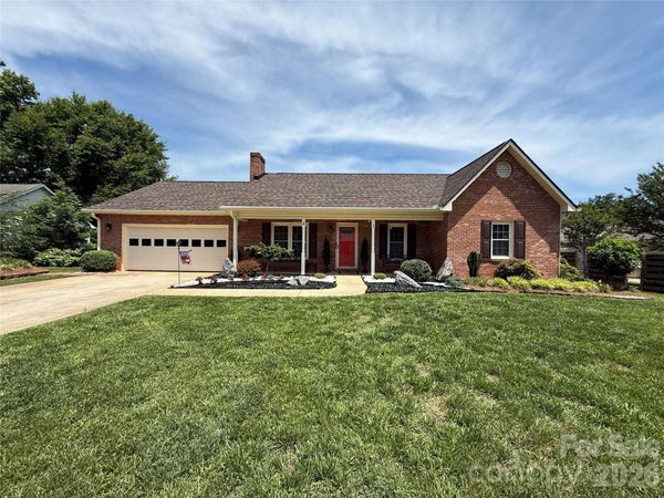 4 Fox Ridge Drive , Granite Falls, NC 28630
