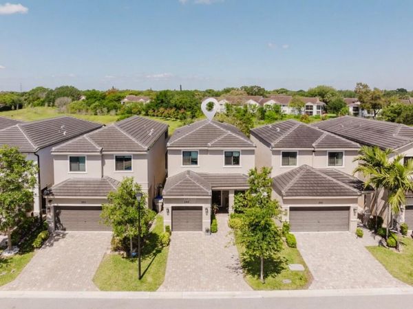 295 NW 33rd Lane, Pompano Beach, FL 33069