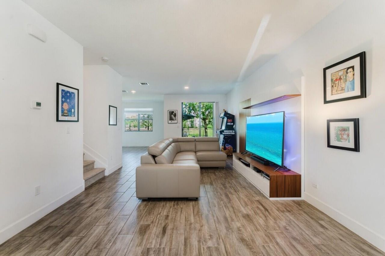 295 NW 33rd Lane, Pompano Beach, FL 33069 Photo
