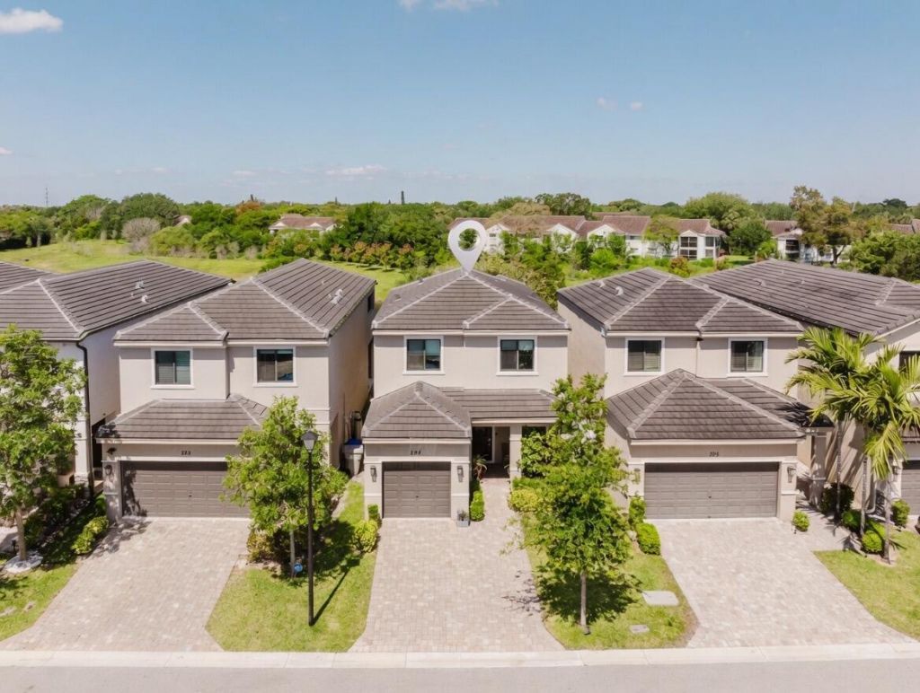 295 NW 33rd Lane, Pompano Beach, FL 33069 Photo
