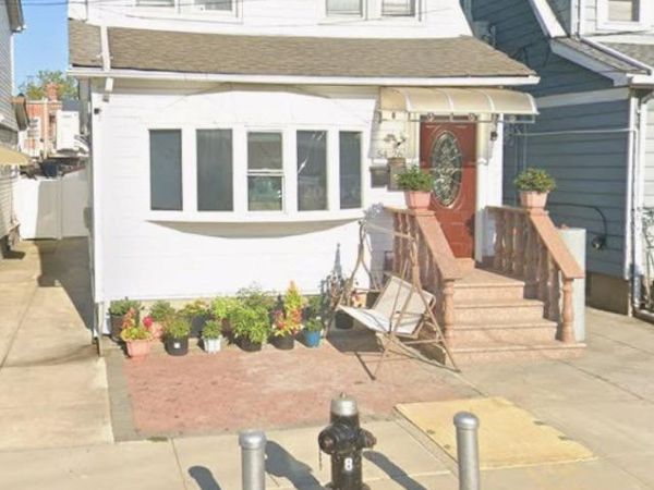 5426 152nd Street, Flushing, NY 11355