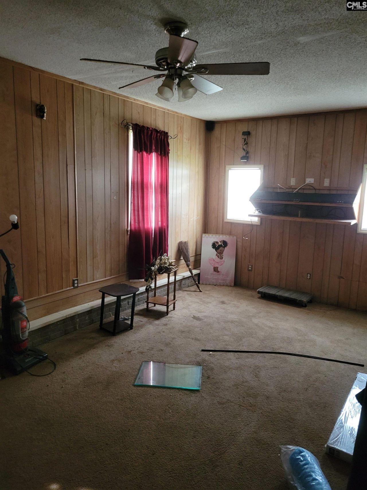 8416 Little John Drive  Photo 5