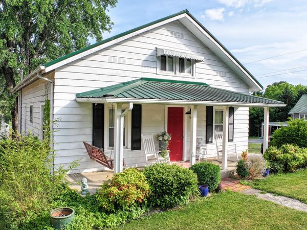 515 South Mckee Street, Greeneville, TN 37743