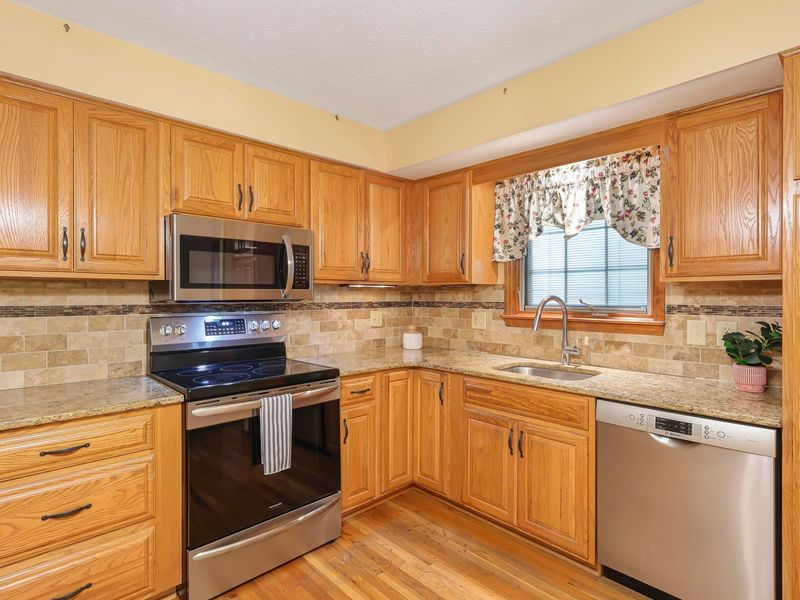1767 Larkwood Place, Columbus, OH 43229 Photo 20
