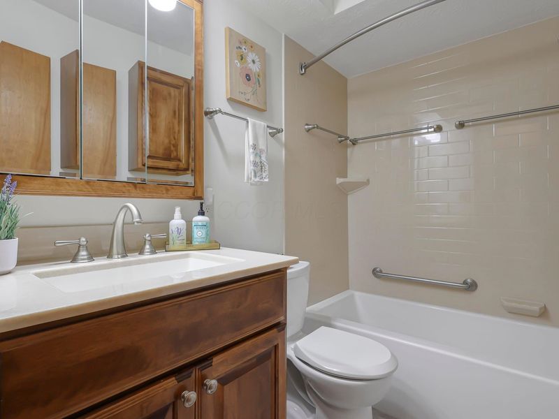 1767 Larkwood Place, Columbus, OH 43229 Photo 33