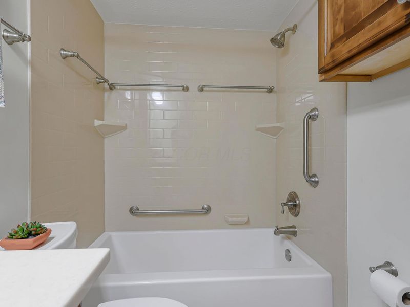 1767 Larkwood Place, Columbus, OH 43229 Photo 35