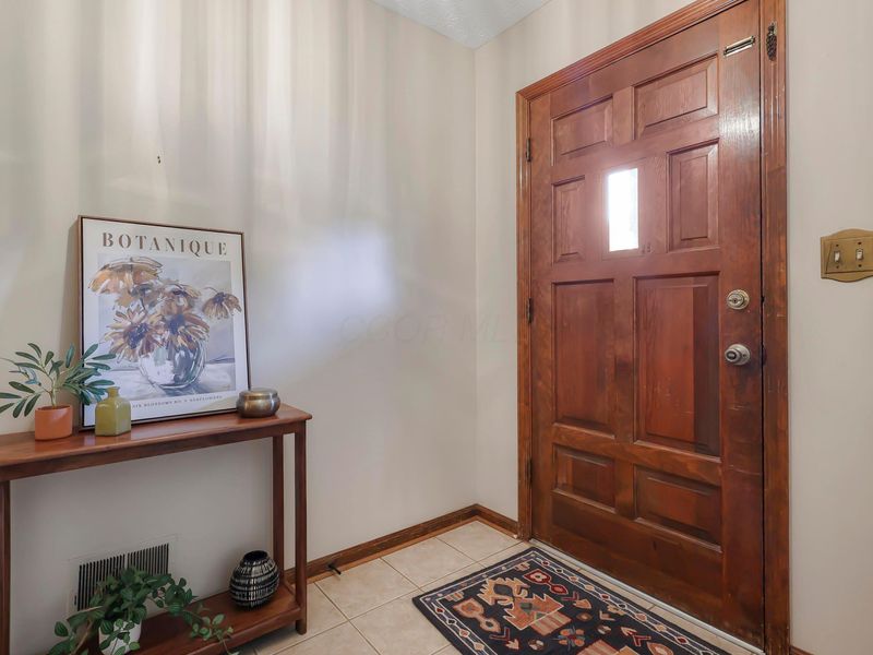 1767 Larkwood Place, Columbus, OH 43229 Photo 9