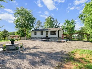 2374 CARRIAGE FORD ROAD, CATLETT, VA 20119