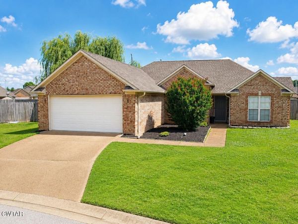 44 Cedarbrook Place , Jackson, TN 38305
