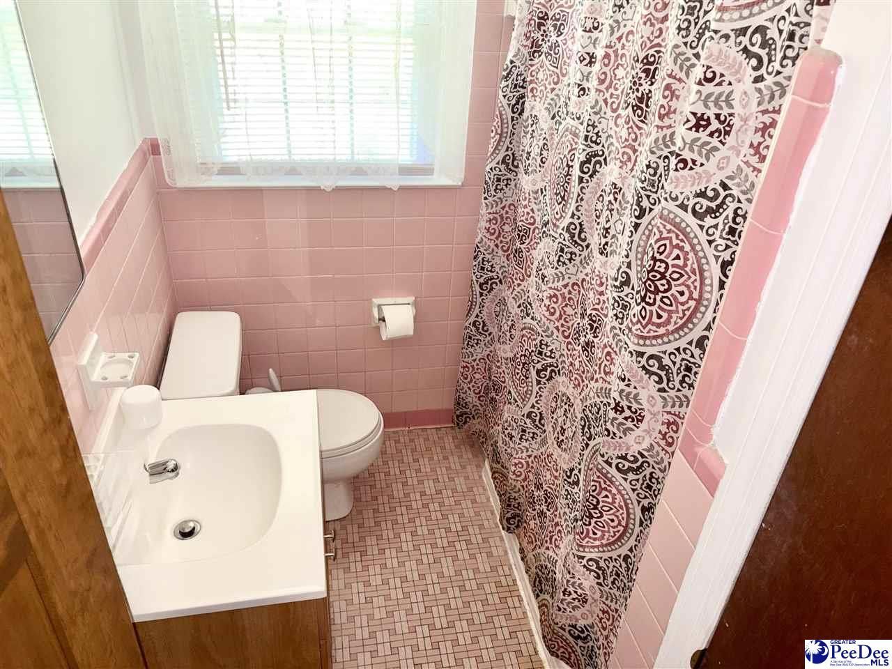 1402 Rollins Avenue Photo 14