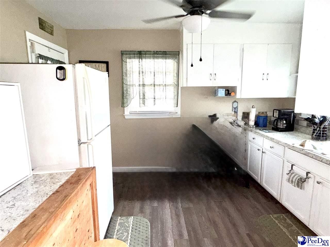 1402 Rollins Avenue Photo 8