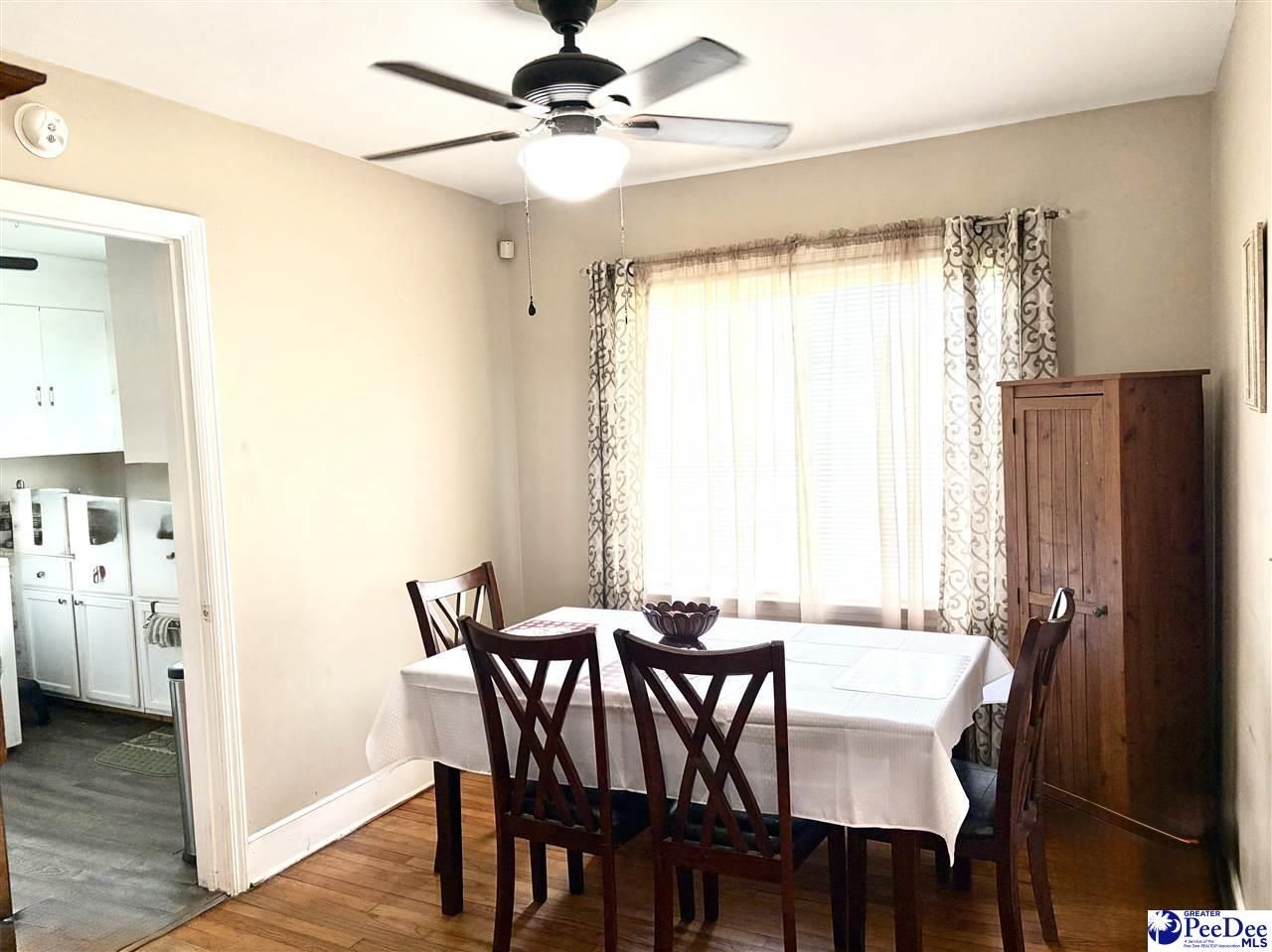 1402 Rollins Avenue Photo 9