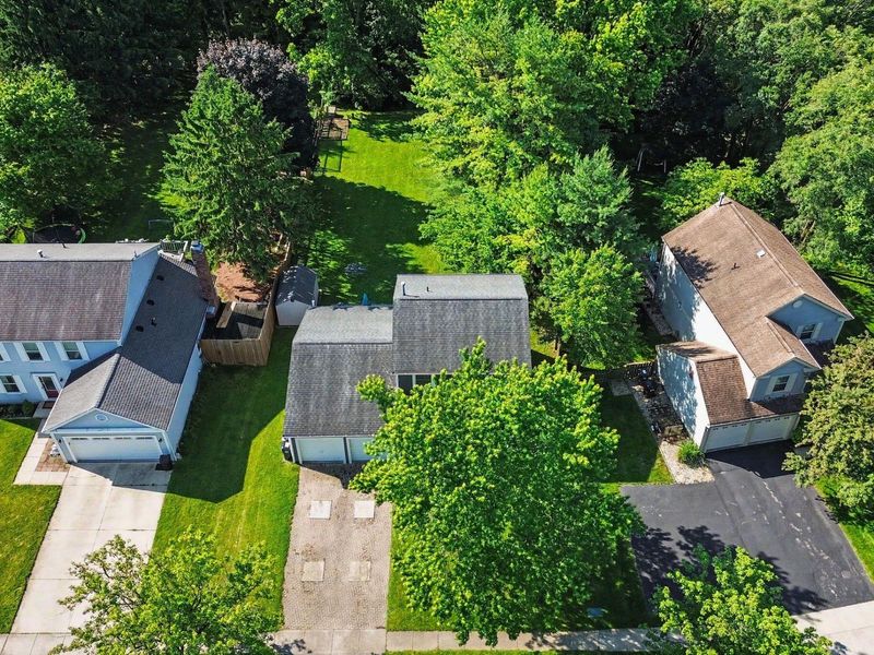 445 High Meadows Village Drive, Powell, OH 43065 Photo 3