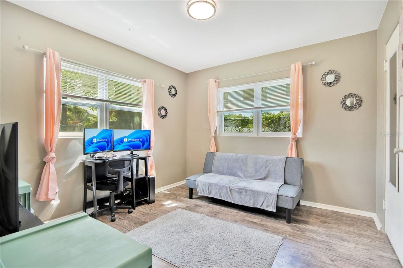 1301 Lawne Boulevard , Orlando, FL 32808 Photo