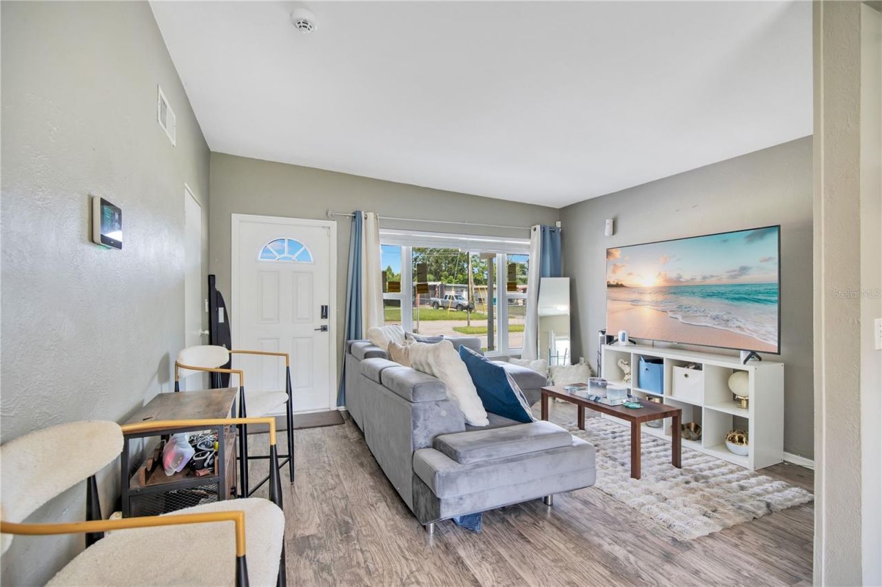 1301 Lawne Boulevard , Orlando, FL 32808 Photo