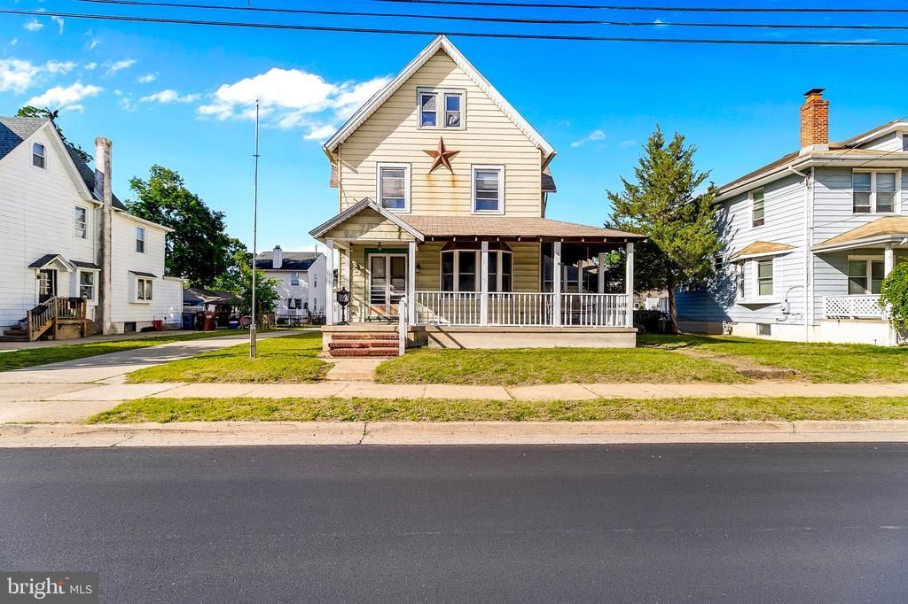 709 Bridgeboro Street, Riverside, NJ 08075 Main Photo