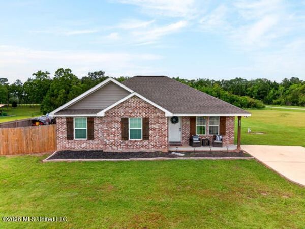 8405 Mint Julep Drive, Perkinston, MS 39573
