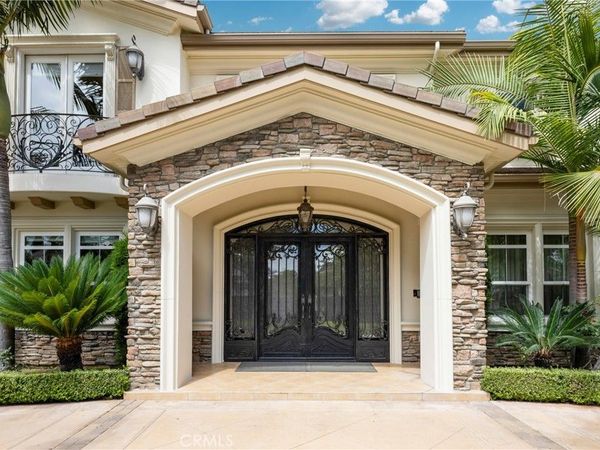 2041 S 6th, Arcadia, CA 91006