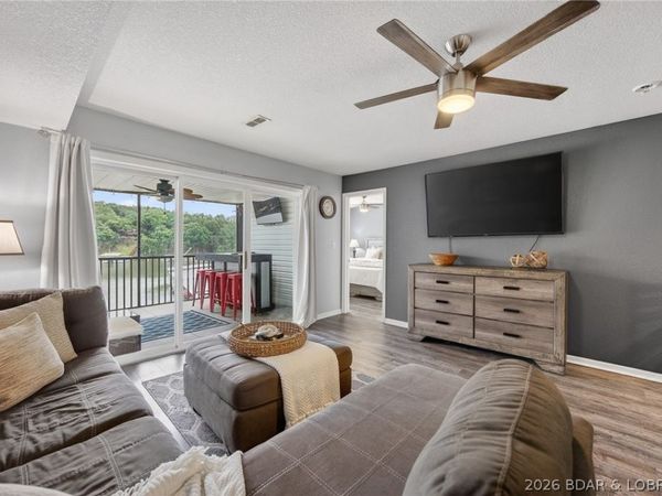 40 Lighthouse Road, Unit 6-205, Lake Ozark, MO 65049