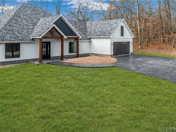 971 Grand Point Boulevard , Porto Cima, MO 65079