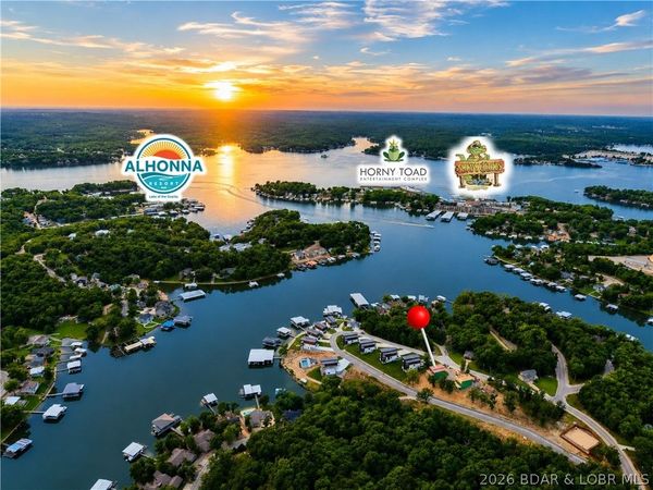 19 Forest Lake Circle , Lake Ozark, MO 65049