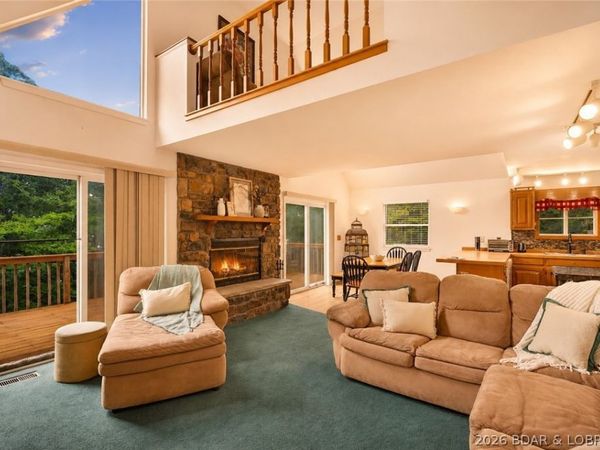 1216 Robin Hood Lane , Roach, MO 65787