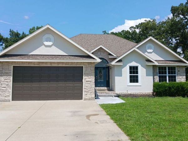 150 Kays Point Road, Lake Ozark, MO 65049