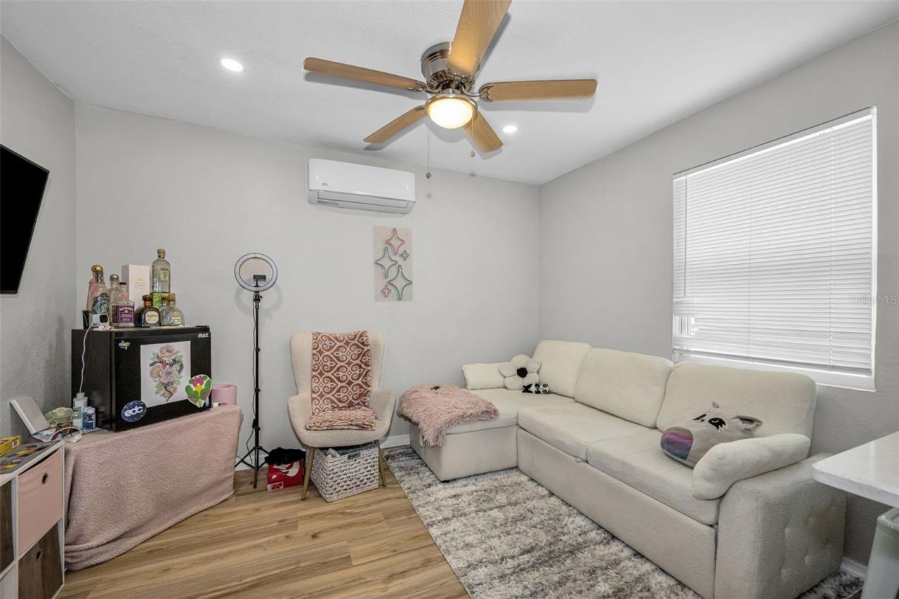 4994 17th Avenue N, Saint Petersburg, FL 33710 Photo