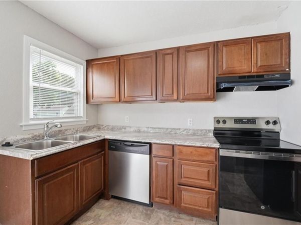 11522 W 68th Street, Shawnee, KS 66203