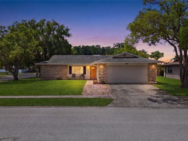 8302 TAHR AVENUE , NEW PORT RICHEY, FL 34653