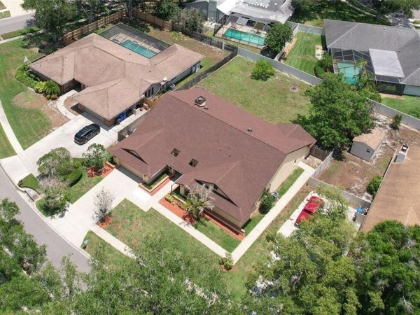 1704 CAPE BEND AVENUE, TAMPA, FL 33613