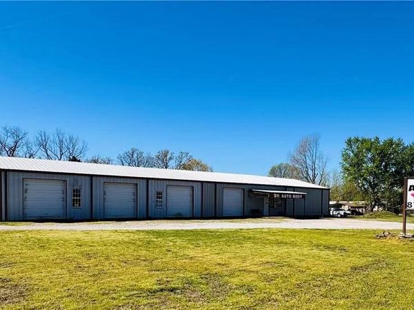 3705 Highway 311 , Green Forest, AR 72638