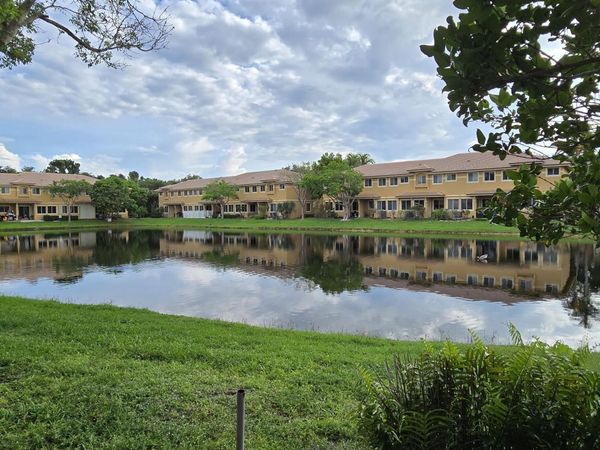 4305 Coventry Pointe Way, Lake Worth, FL 33461