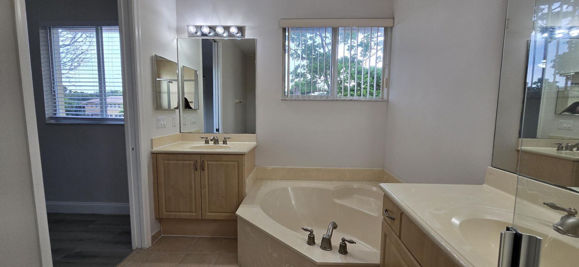4305 Coventry Pointe Way, Lake Worth, FL 33461 Photo
