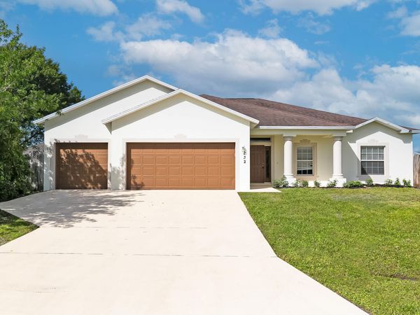232 SW Aldoro Place, Port St. Lucie, FL 34953