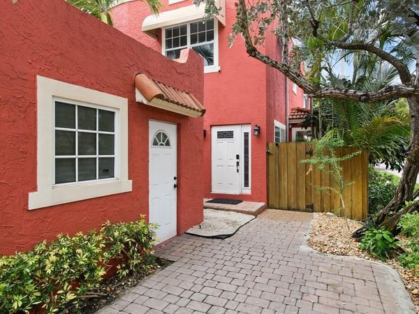 645 NW 2nd Avenue, Fort Lauderdale, FL 33311