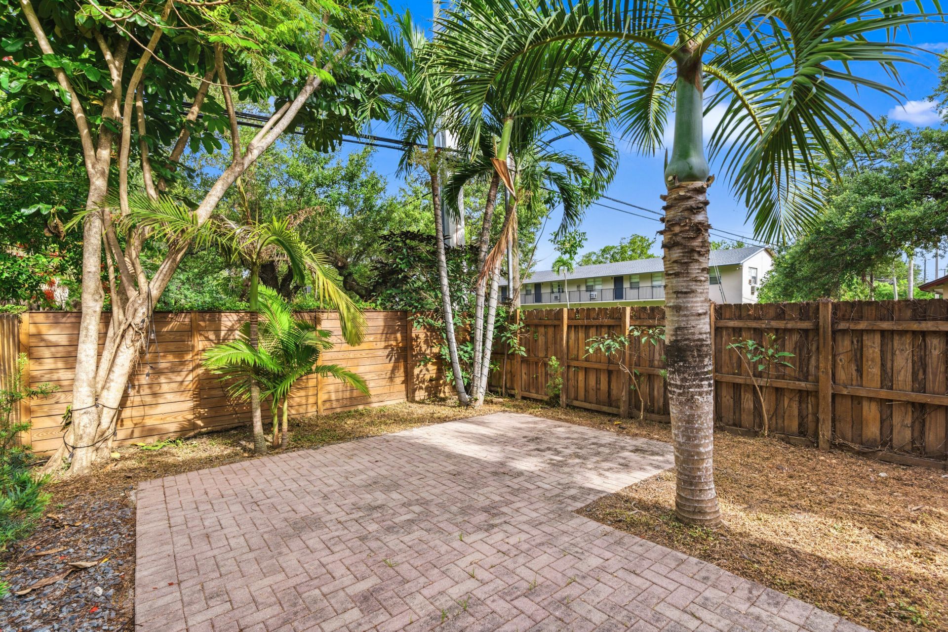 645 NW 2nd Avenue, Fort Lauderdale, FL 33311 Photo