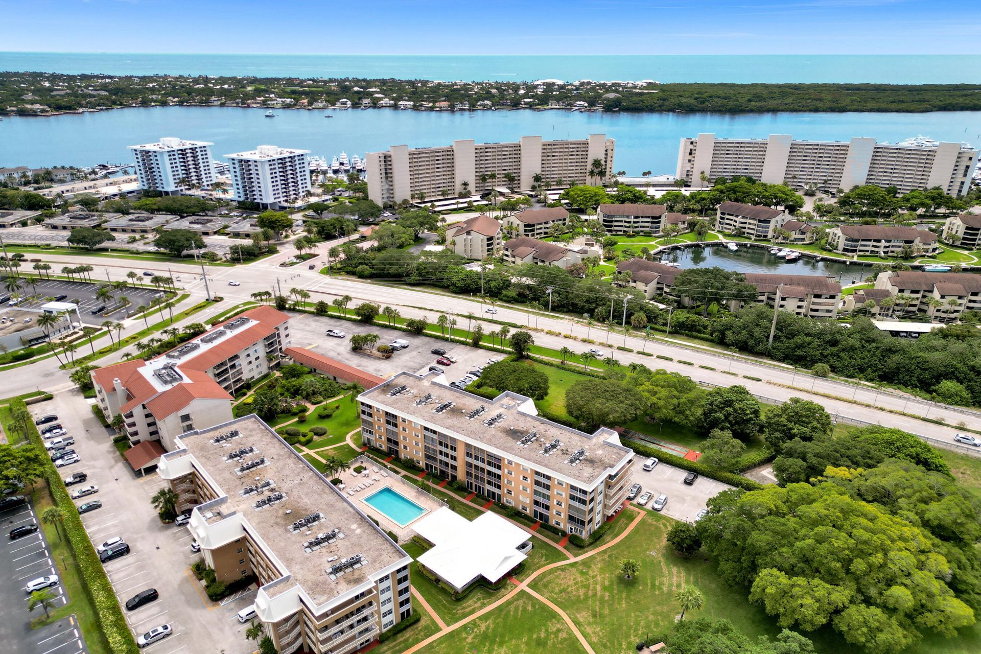 304 Golfview Road, Unit 304, North Palm Beach, FL 33408 Photo