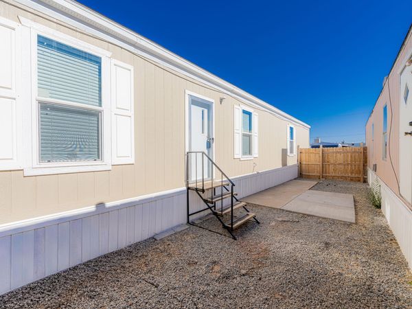 300 Moon Street SE, Unit 14, Albuquerque, NM 87123