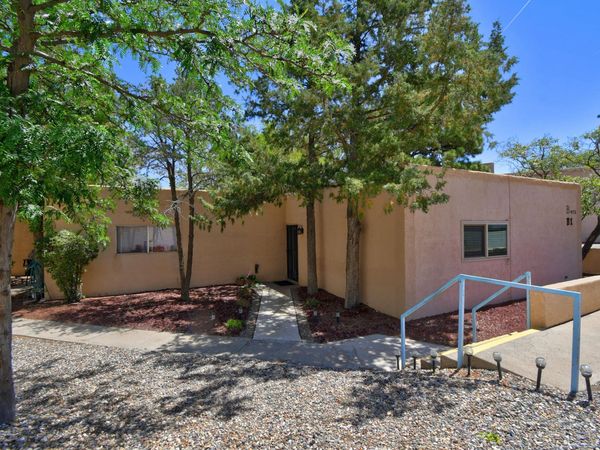 4715 Country Club Lane NW, Unit APT B1, Albuquerque, NM 87114