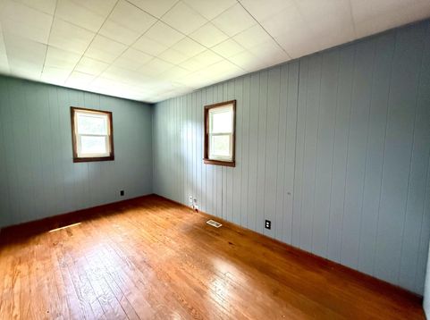 Main Photo
