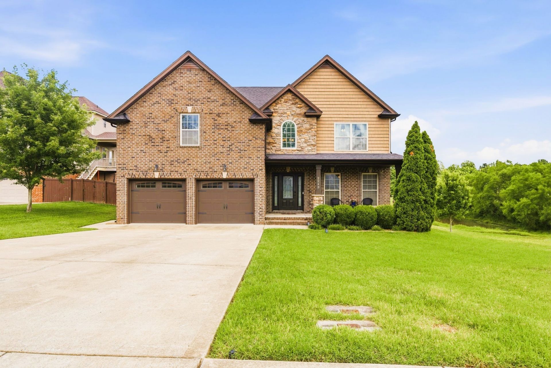 2243 Ellington Gait Dr Clarksville, TN 37043