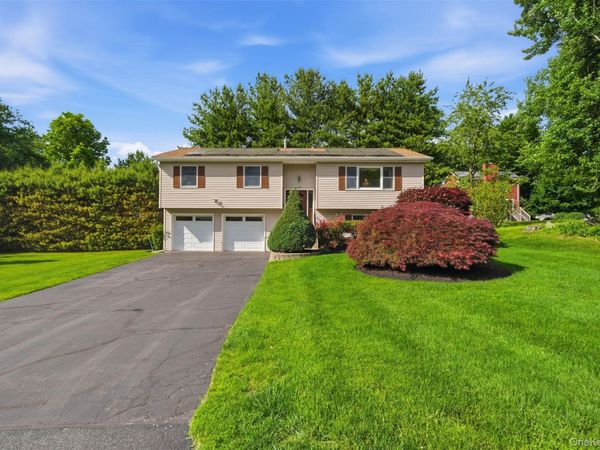 14 Central Avenue , Congers, NY 10920