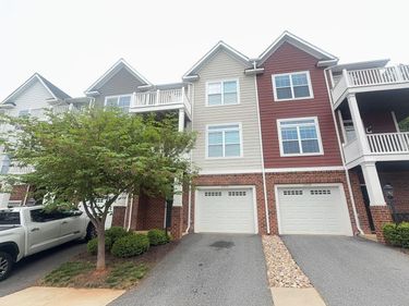 2402 WINTHROP DR, Charlottesville, VA 22911