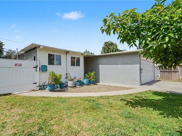 11004 Davenrich, Santa Fe Springs, CA 90670