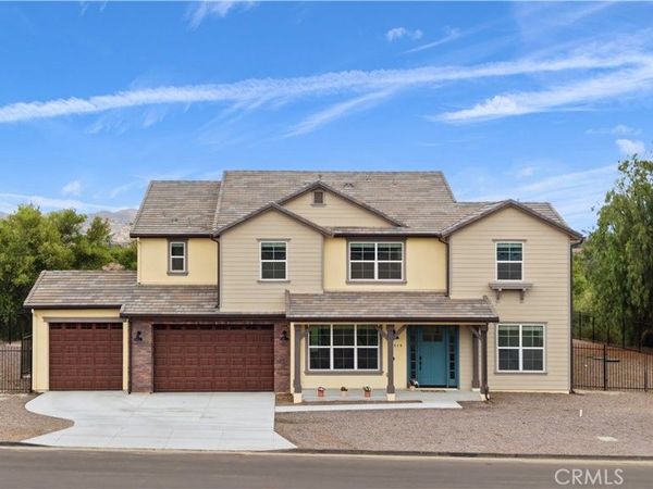 16519 Ginger Creek Drive, Riverside, CA 92504