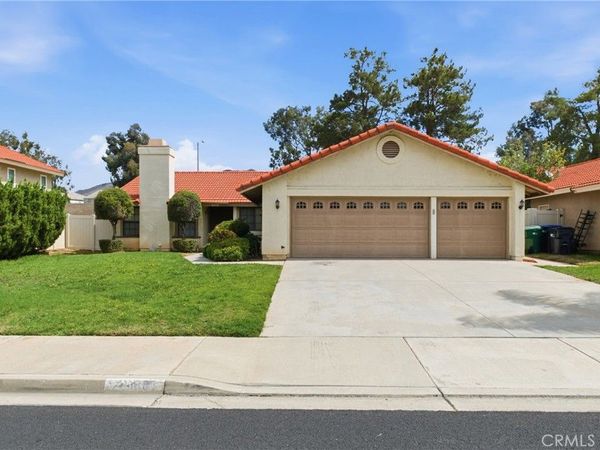 23886 Pine Field, Moreno Valley, CA 92557
