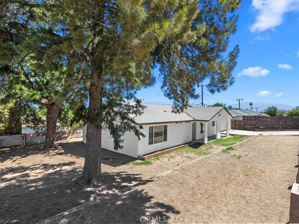 18344 7th, Bloomington, CA 92316