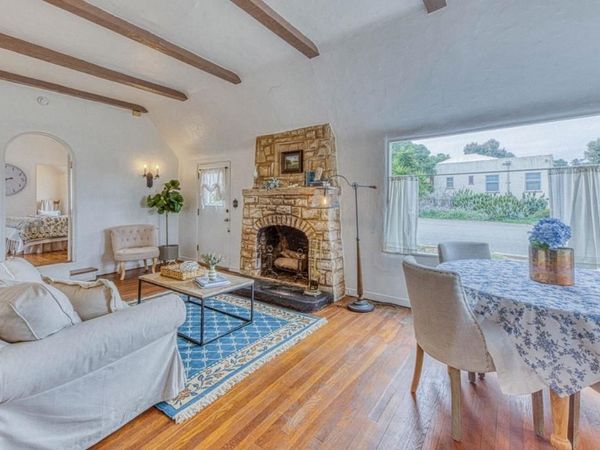 195 Cedar Street, Pacific Grove, CA 93950