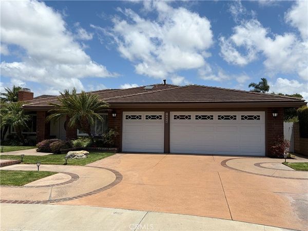 18886 Mt Walton Circle, Fountain Valley, CA 92708